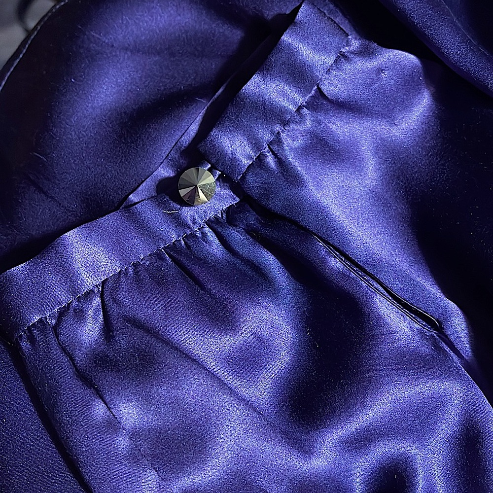 Victor Alfaro 3/4 Sleeve Silk Blouse, Tie Neck, Sz 12, $15 - Picture 4 of 7